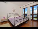 Apartments Ljube - by the sea: A1(6+2), A2(2+1), A3(2+1) Arbanija - Island Ciovo  - Apartment - A2(2+1): bedroom