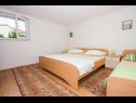 Apartments Žana - close to beach: A1(5+1) Veliki, A2(3) Mali Arbanija - Island Ciovo  - Apartment - A2(3) Mali: bedroom