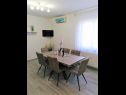 Apartments Lilac - 100m from pebble beach : A1(7) Arbanija - Island Ciovo  - Apartment - A1(7): dining room