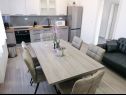 Apartments Lilac - 100m from pebble beach : A1(7) Arbanija - Island Ciovo  - Apartment - A1(7): kitchen and dining room