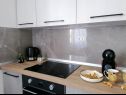 Apartments Lilac - 100m from pebble beach : A1(7) Arbanija - Island Ciovo  - Apartment - A1(7): kitchen