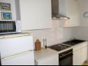 Apartments Anda - sea view: B1(4+1), B2(4), C(4+1) Mastrinka - Island Ciovo  - Apartment - B2(4): kitchen