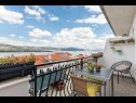 Apartments Ani - beautiful sea view: A1 Plavi(2+2), A2 Žuti(2+2) Mastrinka - Island Ciovo  - Apartment - A2 Žuti(2+2): terrace