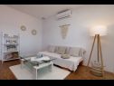 Apartments Vidosava - 100m from sea: A2(4+1), A3(4) Mastrinka - Island Ciovo  - Apartment - A2(4+1): living room