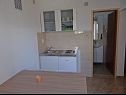 Apartments Zdrave SA1(2+1), A2(2+2), A3(2+2) Okrug Donji - Island Ciovo  - Studio apartment - SA1(2+1): kitchen and dining room