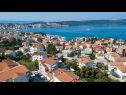 Apartments Rina - 200 m from beach: A1(6) Okrug Donji - Island Ciovo  - detail