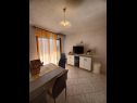 Apartments Marijica - 100m from the beach A1(4), A2(6) Okrug Gornji - Island Ciovo  - Apartment - A1(4): dining room