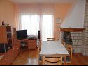 Apartments Ante - 50m from the sea: A1(9), A2(2+2) Okrug Gornji - Island Ciovo  - Apartment - A1(9): living room