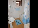 Apartments Mirja - 100m from the beach & parking: A1(4)-Donji, A2(6+2)-Gornji Okrug Gornji - Island Ciovo  - Apartment - A2(6+2)-Gornji: bathroom with toilet