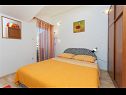 Apartments Heliodor - with parking : A1(4+1), A2(5), A3(3+2) Okrug Gornji - Island Ciovo  - Apartment - A1(4+1): bedroom