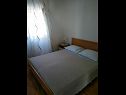 Apartments Marija - parking: A1(2+2) Okrug Gornji - Island Ciovo  - Apartment - A1(2+2): bedroom
