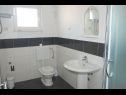 Apartments Central - 40m from the beach: A1(2+2), A2(4), A3(4+1) Okrug Gornji - Island Ciovo  - Apartment - A3(4+1): bathroom with toilet