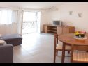 Apartments Filip - with parking : A1-2A(2+3), SA2-2B(2+1), A3-3A(2+3), SA4-3B(2+1) Okrug Gornji - Island Ciovo  - Apartment - A3-3A(2+3): living room