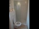 Apartments Mara - 70m from the sea A2(4+1), A3(4+1), A4(2+1), A1(2+1) Okrug Gornji - Island Ciovo  - Apartment - A1(2+1): bathroom with toilet