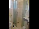 Apartments Mara - 70m from the sea A2(4+1), A3(4+1), A4(2+1), A1(2+1) Okrug Gornji - Island Ciovo  - Apartment - A3(4+1): bathroom with toilet