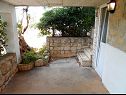 Apartments Naki - terrace & free parking: Studio(2+1), A2(6+1) Slatine - Island Ciovo  - house