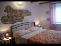 Holiday home Old Stone - parking: H(4+2) Cres - Island Cres  - Croatia - H(4+2): bedroom