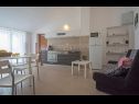 Apartments Sabina - 100m from sea: SA1(2), A2 prizemlje (2), A3 potkrovlje (2), A4(2+1), A5(4), A6(4+1) Crikvenica - Riviera Crikvenica  - Apartment - A5(4): living room