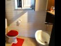 Apartments Verica A1(4) Crikvenica - Riviera Crikvenica  - Apartment - A1(4): bathroom with toilet