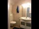 Apartments Jozefina A1(4), SA2(2) Crikvenica - Riviera Crikvenica  - Studio apartment - SA2(2): bathroom with toilet