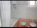 Apartments Ivan A1 I kat(8), A2 II kat(8) Crikvenica - Riviera Crikvenica  - Apartment - A1 I kat(8): bathroom with toilet