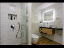 Apartments Colorful - modern Apartments: SA1 zuti(2), A2 ljubicasti(4+2), A3 narancasti(2+1), SA4 crveni(2+1), A5 plavi(4+1), A6 zeleni(2+1), A7 rozi(2+2) Crikvenica - Riviera Crikvenica  - Studio apartment - SA1 zuti(2): bathroom with toilet