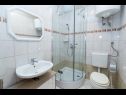 Apartments Kari A5(4) , SA1(2), SA2(2), SA3(2), SA4(2)  Crikvenica - Riviera Crikvenica  - Studio apartment - SA3(2): bathroom with toilet