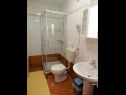 Apartments Darka 1 - SA3(2), 2 - SA4(2), 3 - SA7(2), 4 - SA12(2), 9 - A9(2+2) Crikvenica - Riviera Crikvenica  - Studio apartment - 1 - SA3(2): bathroom with toilet