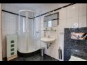 Apartments Miro SA1(2), SA3(2), A2 Maisonette(2+2), A4(6+2), A5(6+2)  Crikvenica - Riviera Crikvenica  - Studio apartment - SA1(2): bathroom with toilet