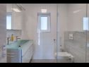 Apartments Miro SA1(2), SA3(2), A2 Maisonette(2+2), A4(6+2), A5(6+2)  Crikvenica - Riviera Crikvenica  - Apartment - A5(6+2) : bathroom with toilet