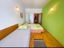 Apartments Ani - 10 M from the sea SA1 zeleni(2+1), SA2 žuti(2+1) Jadranovo - Riviera Crikvenica  - Studio apartment - SA1 zeleni(2+1): bedroom