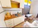 Apartments Ani - 10 M from the sea SA1 zeleni(2+1), SA2 žuti(2+1) Jadranovo - Riviera Crikvenica  - Studio apartment - SA2 žuti(2+1): kitchen and dining room