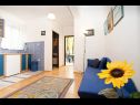 Apartments Miro - 300 m from sea: A1 Plavi(2+2), A2 Crveni(2+2), A3 Zeleni(2+2) Jadranovo - Riviera Crikvenica  - Apartment - A1 Plavi(2+2): living room
