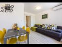 Apartments Mario - 50 m from sea : A1(2+2) Novi Vinodolski - Riviera Crikvenica  - Apartment - A1(2+2): living room