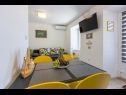 Apartments Mario - 50 m from sea : A1(2+2) Novi Vinodolski - Riviera Crikvenica  - Apartment - A1(2+2): dining room