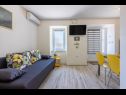 Apartments Mario - 50 m from sea : A1(2+2) Novi Vinodolski - Riviera Crikvenica  - Apartment - A1(2+2): living room
