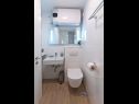 Apartments Ina - modern and cosy: A1(2+2) Dubrovnik - Riviera Dubrovnik  - Apartment - A1(2+2): bathroom with toilet