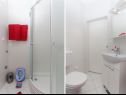 Apartments Mira - comfy with garden : A1 Žuti (2+2), A2 Crveni (2+2) Dubrovnik - Riviera Dubrovnik  - Apartment - A2 Crveni (2+2): bathroom with toilet