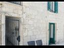 Apartments Ivka - in center SA1(3) Opuzen - Riviera Dubrovnik  - Studio apartment - SA1(3): detail (house and surroundings)