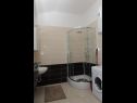 Apartments Junior - seafront & modern: A1(2+2) Ploce - Riviera Dubrovnik  - Apartment - A1(2+2): bathroom with toilet