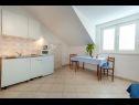 Apartments Dia - 30 m from sea: A1(2+2), SA-D1(2), SA-G1(2) Zaton (Dubrovnik) - Riviera Dubrovnik  - Studio apartment - SA-G1(2): kitchen and dining room
