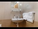 Apartments Ljilja - with sea view: A1(4) Hvar - Island Hvar  - Apartment - A1(4): bathroom with toilet