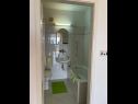 Apartments Ivan - 60m from the sea: A1 (4+1), A2 (3+1), A3 (3+1) Ivan Dolac - Island Hvar  - Apartment - A1 (4+1): bathroom with toilet