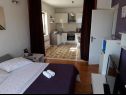 Apartments Dioniza - 150 m from beach: A1(2+2), A2(3), A3(2+2) Jelsa - Island Hvar  - Apartment - A1(2+2): living room