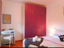 Apartments Neno - 50 m from center: Ana(2+1), A2(6+2) Jelsa - Island Hvar  - Apartment - Ana(2+1): bedroom