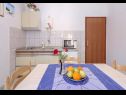 Apartments Igor - near center: SA1-Teuta(2), SA2-Agron(2), A3-Pharos(2+1), A4-Hector(2+2) Stari Grad - Island Hvar  - Apartment - A4-Hector(2+2): kitchen and dining room
