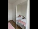 Apartments Ivica - 50 m from sea: A1(4+2) Sucuraj - Island Hvar  - Apartment - A1(4+2): bedroom