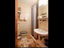 Apartments Nik - 50m from beach; A1(2), A2(2), A3(2), A4(2), A5(4+1) Vrboska - Island Hvar  - Studio apartment - A3(2): bathroom with toilet