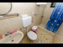 Apartments Maca - seafront: A1(5), A2(6+1) Cove Zarace (Gdinj) - Island Hvar  - Apartment - A1(5): bathroom with toilet
