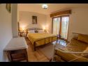 Apartments Mondina - sea view and garden : A1(4), A2(3+2), SA3(2+2) Banjole - Istria  - Apartment - A2(3+2): bedroom